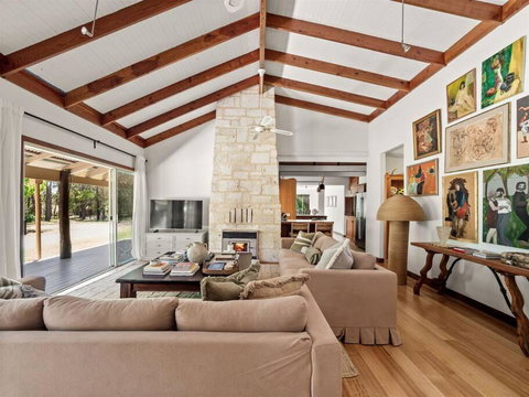 Orchard Homestead Countryside Retreat - Sunshine Coast Tourism 0