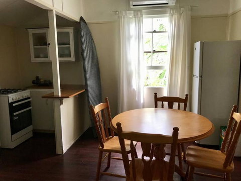 Original Surf Cottage In Heart Of Pottsville Beach - Sunshine Coast Tourism 1