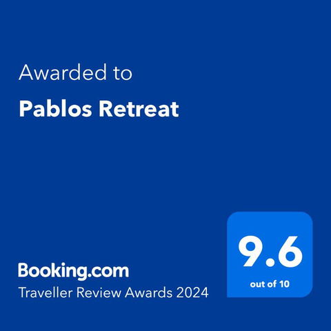 Pablos Retreat - Sunshine Coast Tourism 0