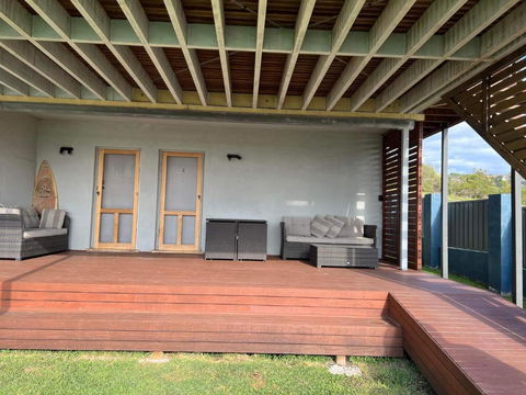 One Bedroom CBD Unit, Walk To Beaches & Cafes - Sunshine Coast Tourism 2