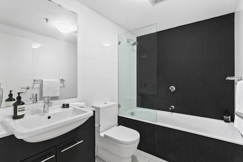 OXLST - St Leonards Sophistication Everything At Doorstep - Sunshine Coast Tourism 2