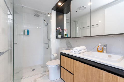 Park Avenue Apt In The Heart Of The City - Holiday Sunshine Coast 3