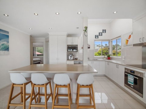 Pacific Heights - Holiday Sunshine Coast 3