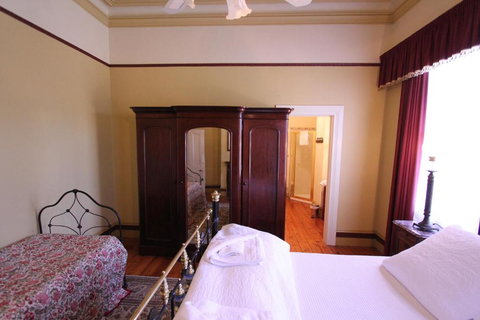 Palm House - Sunshine Coast Tourism 2