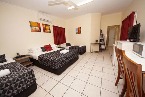 Parkside Motel Ayr - Holiday Sunshine Coast 1