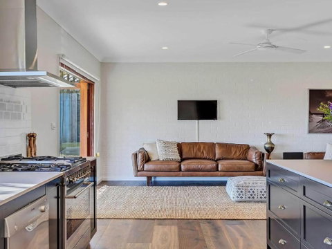 Pauls Farmhouse - Sunshine Coast Tourism 2