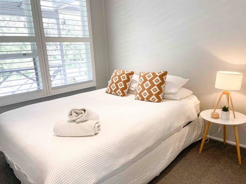 Peaceful Merewether Family Home - Sunshine Coast Tourism 1