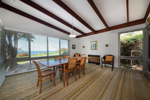 Pebble Views By Property Mums - Holiday Sunshine Coast 3