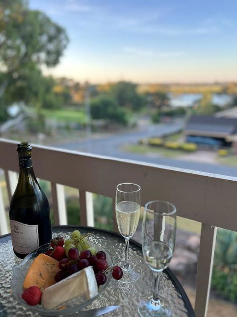 Pelican Retreat - Corporate / Tradie / Family - Sunshine Coast Tourism 3
