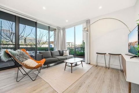 Penrith 3Br Apt Close ToTrain Station & Shopping - Holiday Sunshine Coast 0