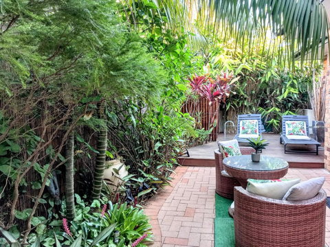 Palm Garden Villa-Apt With Tropical Courtyard At Cronulla Beach - Sunshine Coast Tourism 3