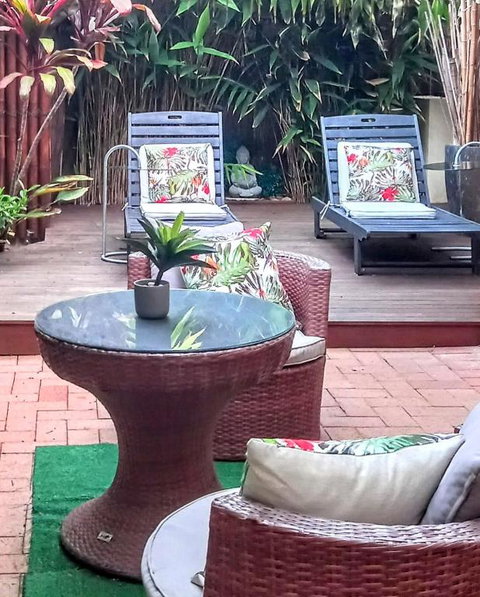 Palm Garden Villa-Apt With Tropical Courtyard At Cronulla Beach - Sunshine Coast Tourism 1