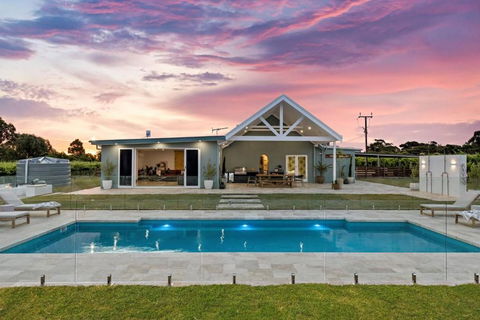 Pethick House - Sunshine Coast Tourism 2