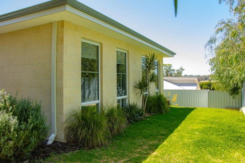 Peppermint Rise - Sunshine Coast Tourism 1