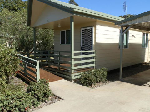 PepperTree Cabins, Kingaroy - Sunshine Coast Tourism 2