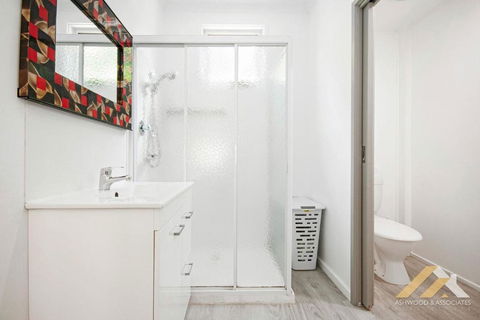 Perfect Entertainer-s Home With Pool - Sunshine Coast Tourism 3