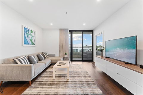 Perfect Location 1-Bed With Balcony, BBQ & Parking - Sunshine Coast Tourism 0