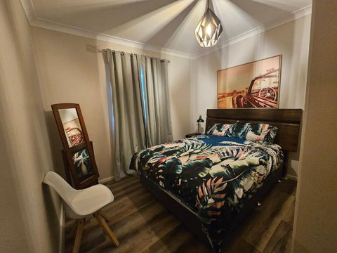 Phoenix House - Sunshine Coast Tourism 0