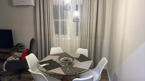 Phoenix House - Sunshine Coast Tourism 1