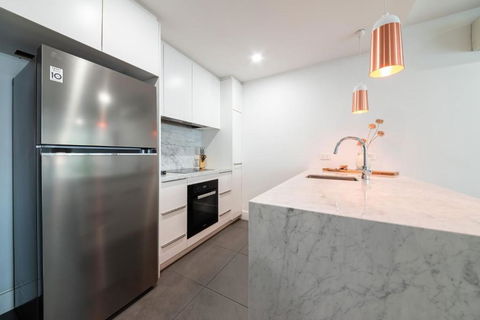 Piccolo By The Beach - Holiday Sunshine Coast 2