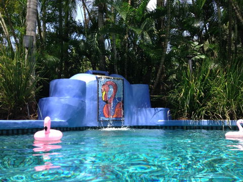 Pink Flamingo Resort - Sunshine Coast Tourism 0