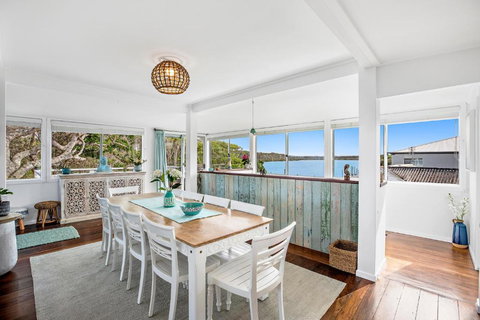 Pipe Dream - River Frontage With Amazing Views - Holiday Sunshine Coast 0