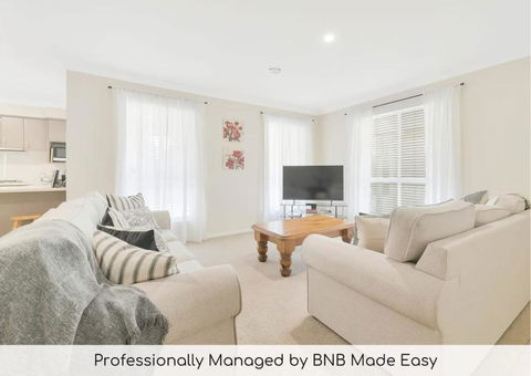 Piper St - CBD, Cosy Escape - Sunshine Coast Tourism 0