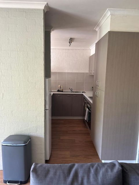 Plush 2 Bedroom Apartment Kingston - Sunshine Coast Tourism 3