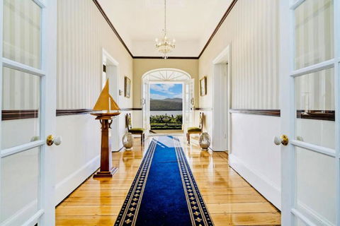 Pointe Rapide Estate - Sunshine Coast Tourism 1