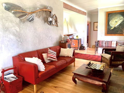 Pomegranite Beach House - Sunshine Coast Tourism 2