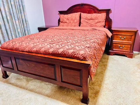 Poplar House - Holiday Sunshine Coast 1