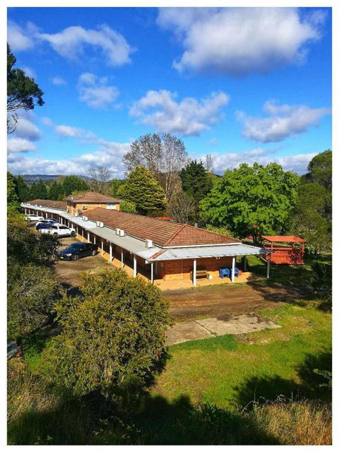 Poplars Inn Mittagong - Sunshine Coast Tourism 1