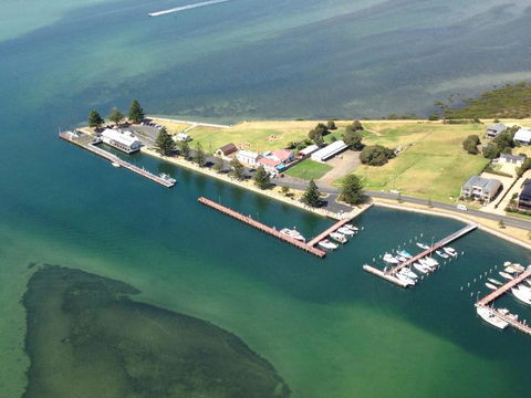 Port Albert Motel - Sunshine Coast Tourism 0
