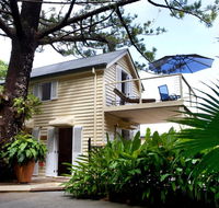 Port Douglas Cottage & Lodge - Sunshine Coast Tourism
