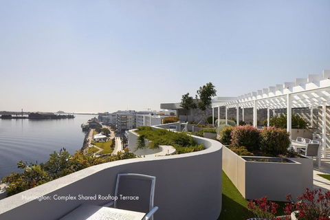 Portside On Honeysuckle - Sunshine Coast Tourism 3