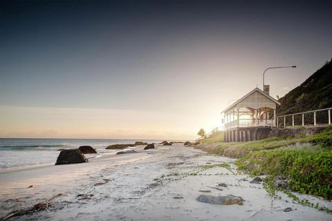POSITION POSITION POSITION - Sunshine Coast Tourism 2