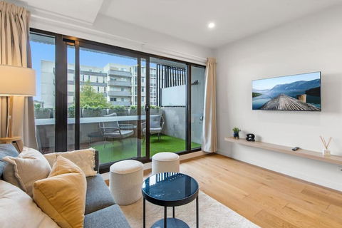 Preston - Entire Unit With 2 Beds 2 Baths - Sunshine Coast Tourism 3