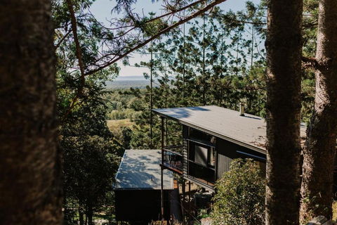 Rainforest Gardens - Luxury Hillside Accomodation With Views To Bay & Islands - Holiday Sunshine Coast 2