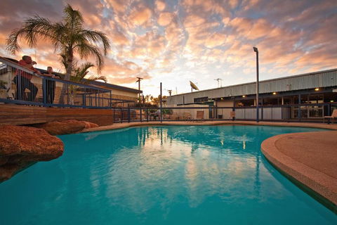 Potshot Hotel Resort - Sunshine Coast Tourism 0