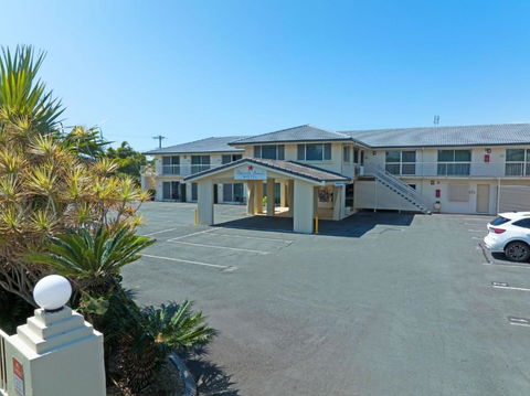 Pottsville Beach Motel - Sunshine Coast Tourism 3