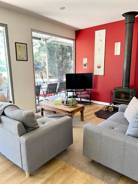Powers Retreat Holiday House - Sunshine Coast Tourism 1