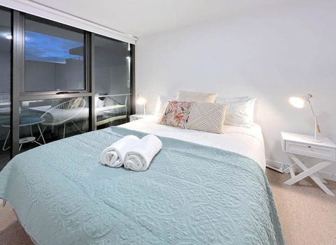 Pride Moonee Ponds 1B2B Nest - Sunshine Coast Tourism 2