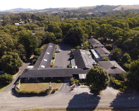 Prom Country Lodge - Sunshine Coast Tourism 0