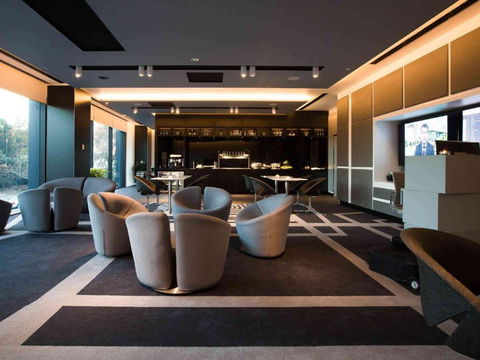 Pullman Sydney Airport - Sunshine Coast Tourism 2
