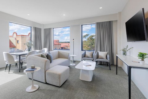 Punthill Tuggeranong - Sunshine Coast Tourism 2