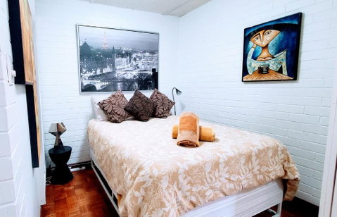 Quaint & Tranquil Subiaco 1 Bedroom Apartment - Holiday Sunshine Coast 0