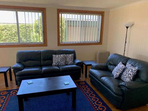 Quaint Hideaway - Holiday Sunshine Coast 3