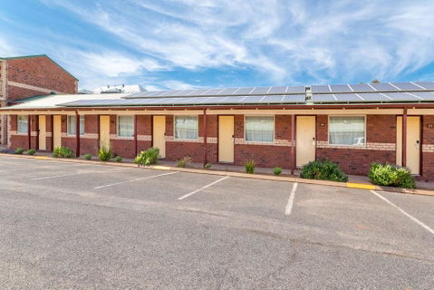Quality Inn Railway Motel - Sunshine Coast Tourism 3