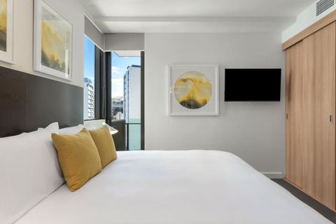 Quattro Apartments - Sunshine Coast Tourism 1