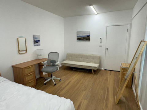 Quiet And Cozy Corner - Sunshine Coast Tourism 1